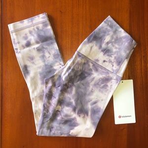 NWT Lululemon Align 21” Crop Diamond Dye Size 2